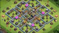 A hybrid loot protection base (Image via Supercell)